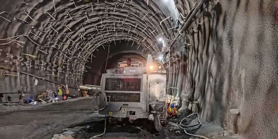 Monitoreo Geotécnico de Excavaciones en Alto Hospicio: Control en Suelos Salinos